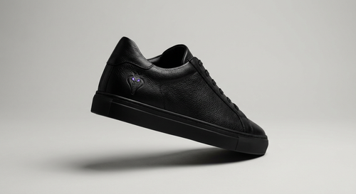EMPAIR Sneaker Corona - cuero negro, emblema Cobra-Corona en talon